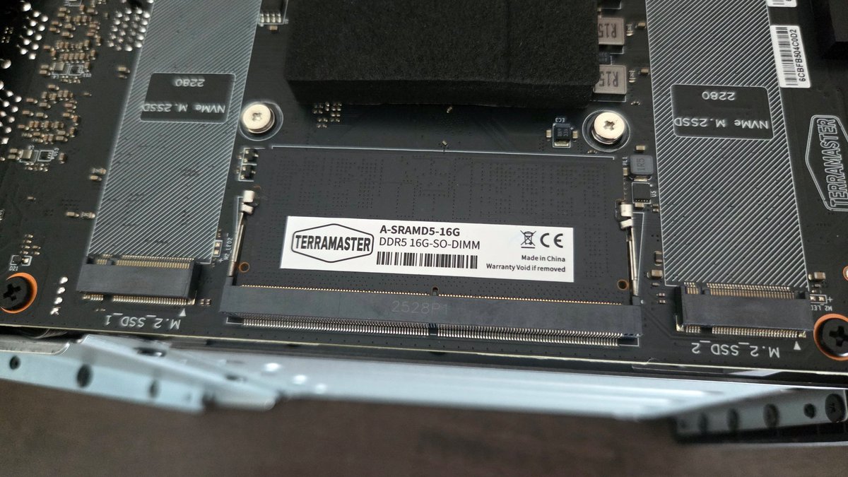 Terramaster F4-425 Plus