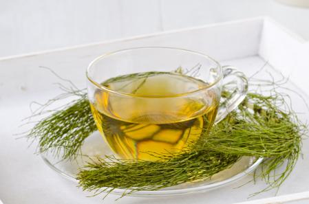 Infusión de cola de caballo.