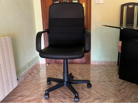 PcCom Essential Smart Silla Escritorio Negra