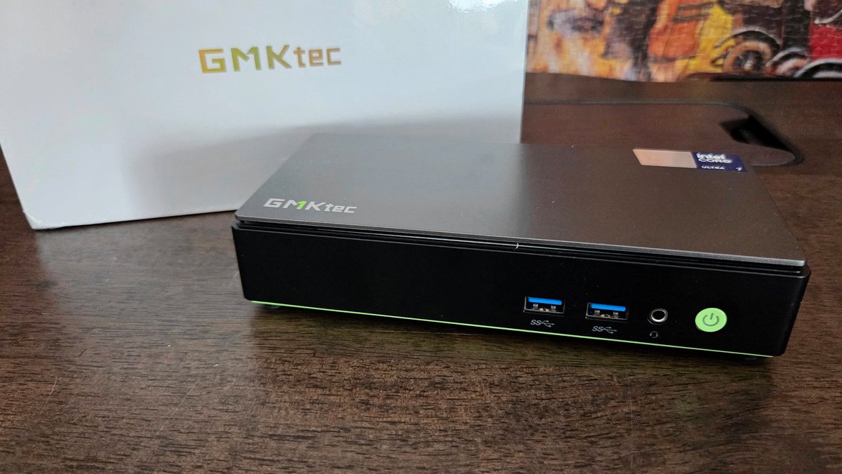 Un mini-PC that strongly resembles a kind of docking station. ©Nerces for Clubic