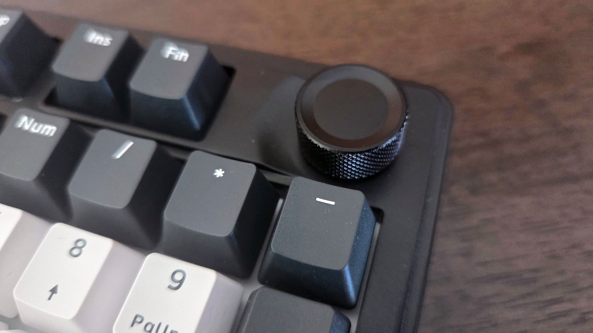 The G-Lab KEYZ Elite 400 HE