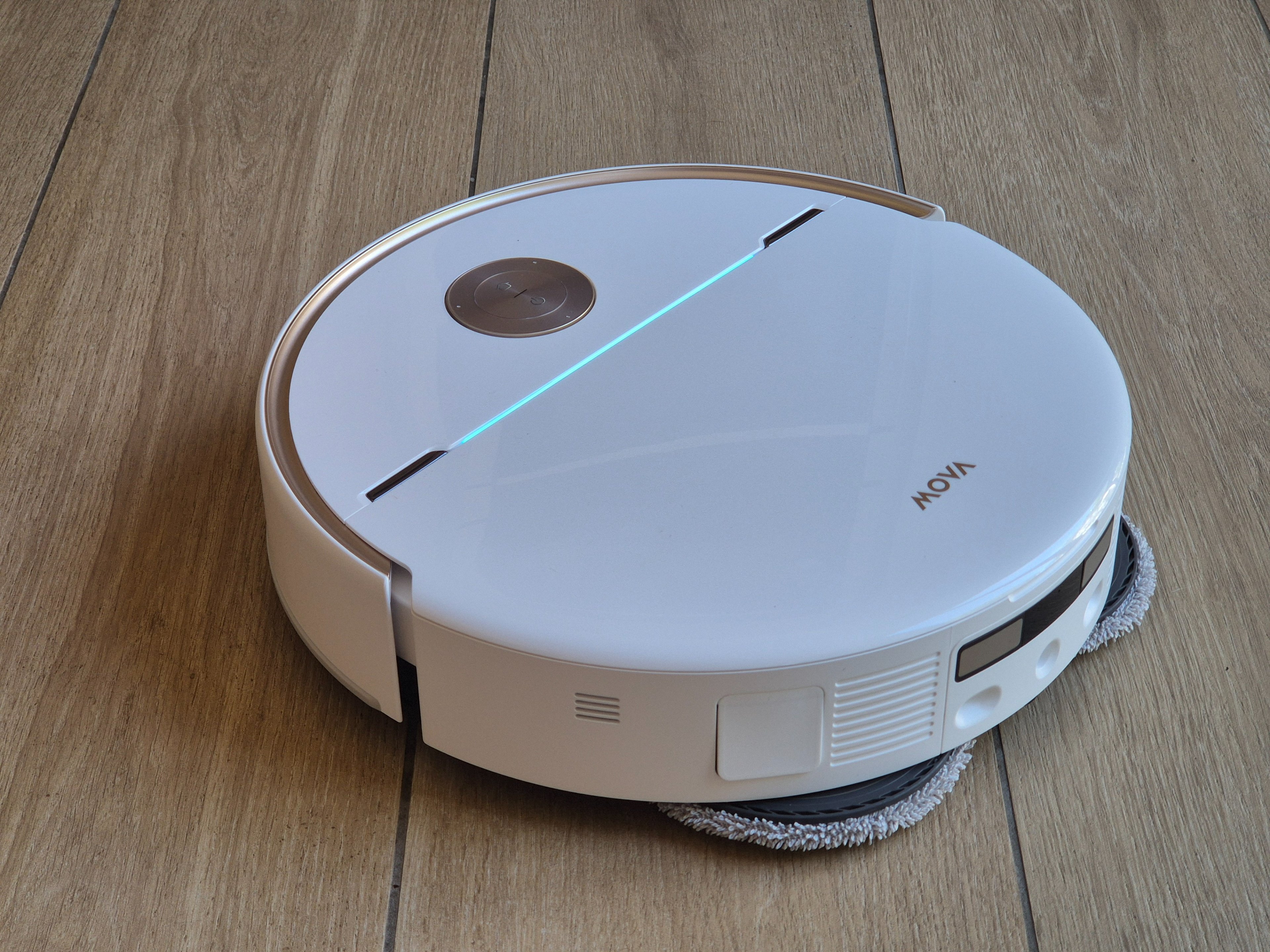 Le Mova V70 Ultra Complete ©Camille Fontaine pour Clubic