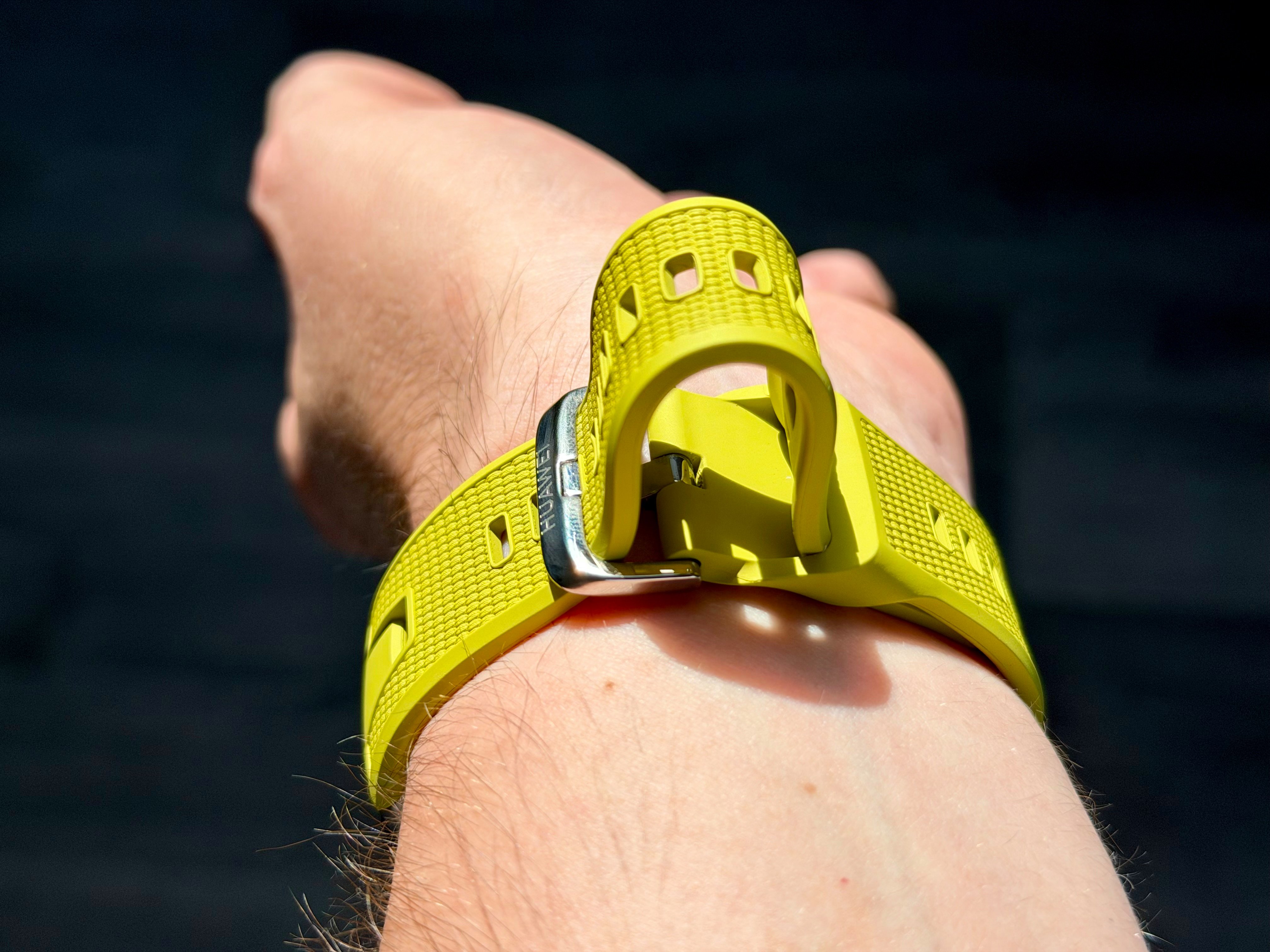 The new strap does not irritate the skin and is very comfortable: a real success ©Mathieu Grumiaux for Clubic