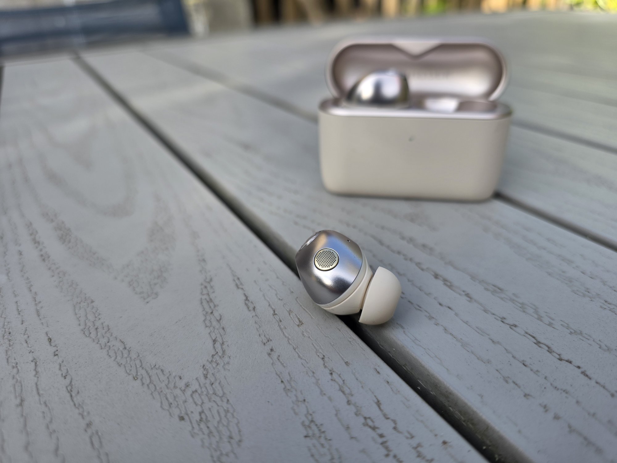 No particular flaws, but these Bluetooth earbuds could have pushed further than IP54