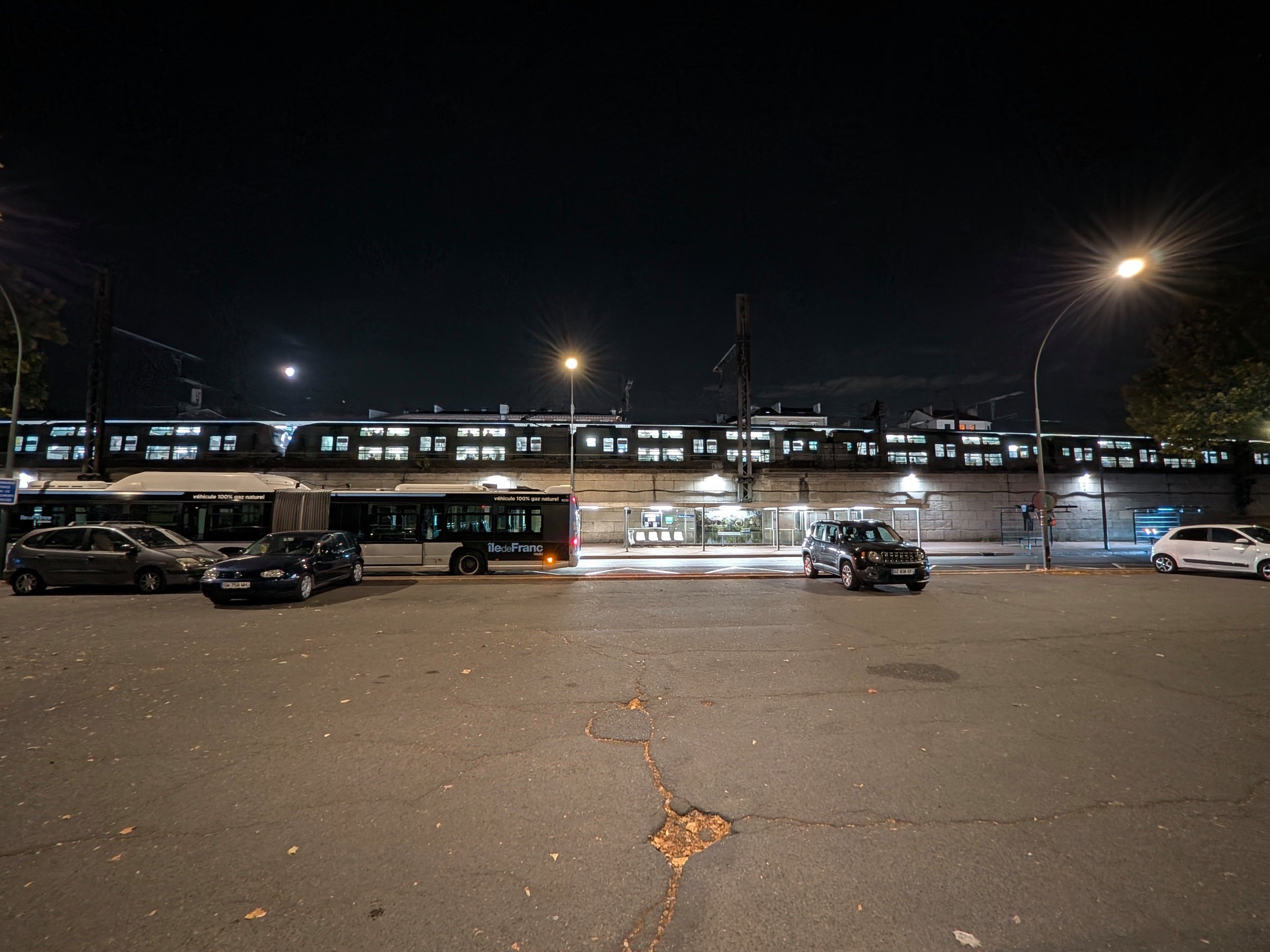 Ultra wide angle.
