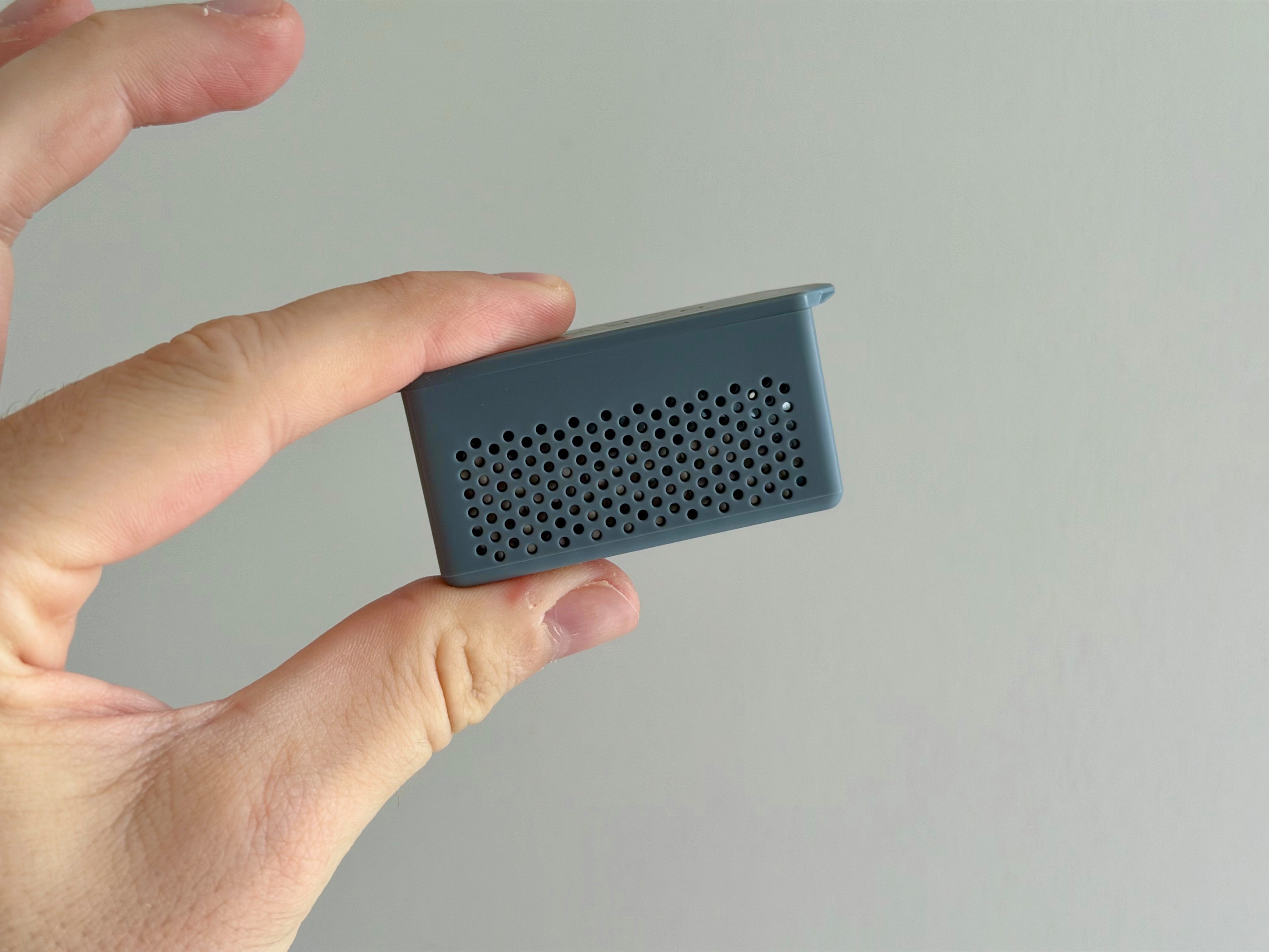 Narwal still offers a filter to install in the clean water tank ©Mathieu Grumiaux for Clubic